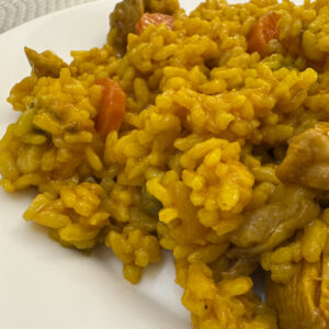 arroz con pollo meloso