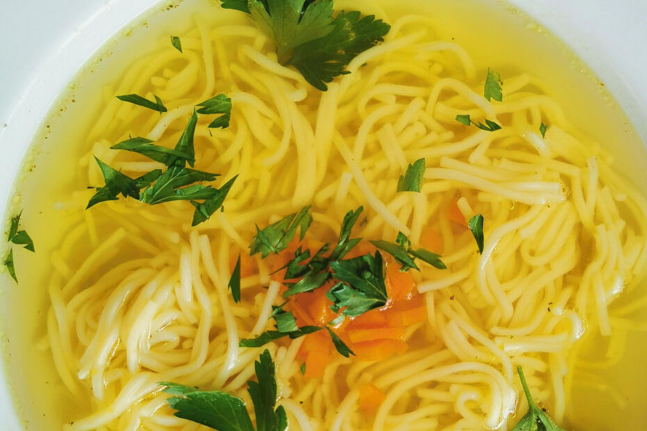 sopa de fideos